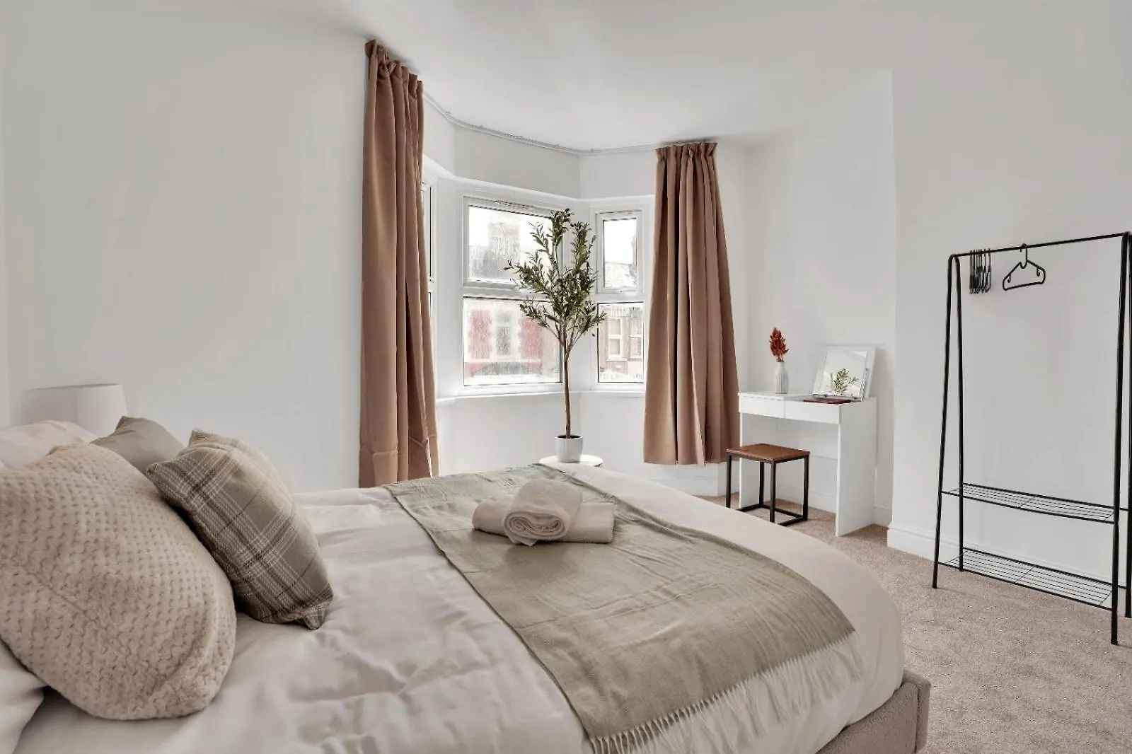The Bay Escape -Lovely 3Bd House 卡迪夫 英国